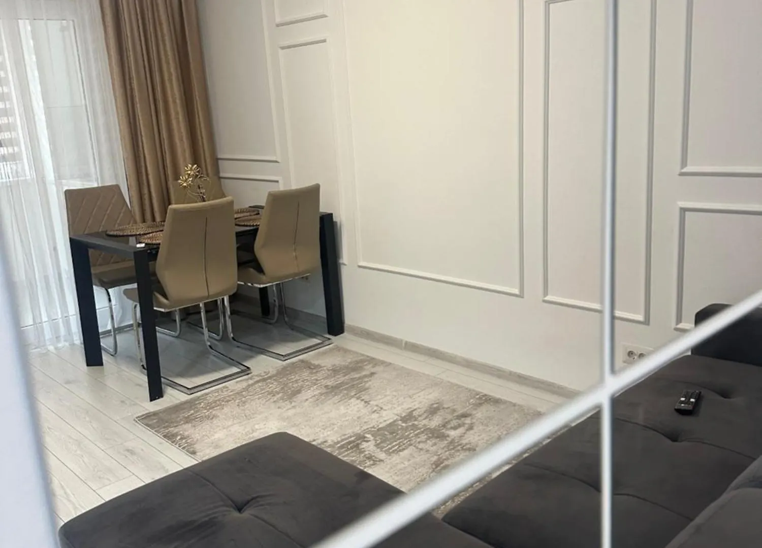 Luno Apartment location